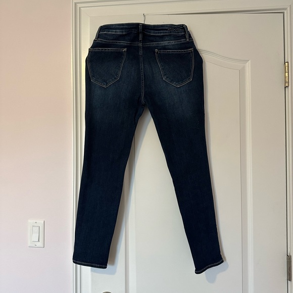 Jeans - Picture 2 of 4